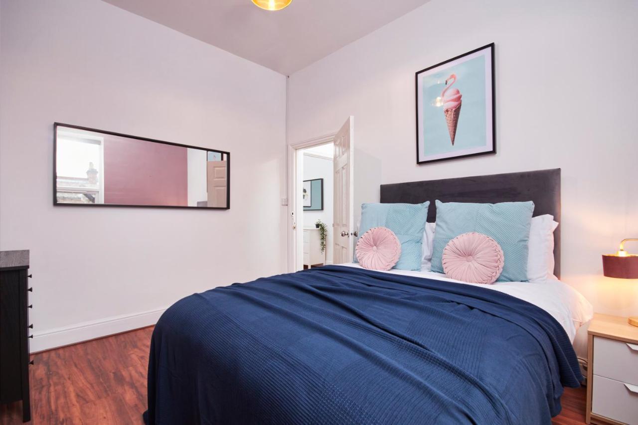 5 Bed House In Leamington Spa Perfect For Contractors With 7 Beds By Purestay - 14 Night Min! ภายนอก รูปภาพ