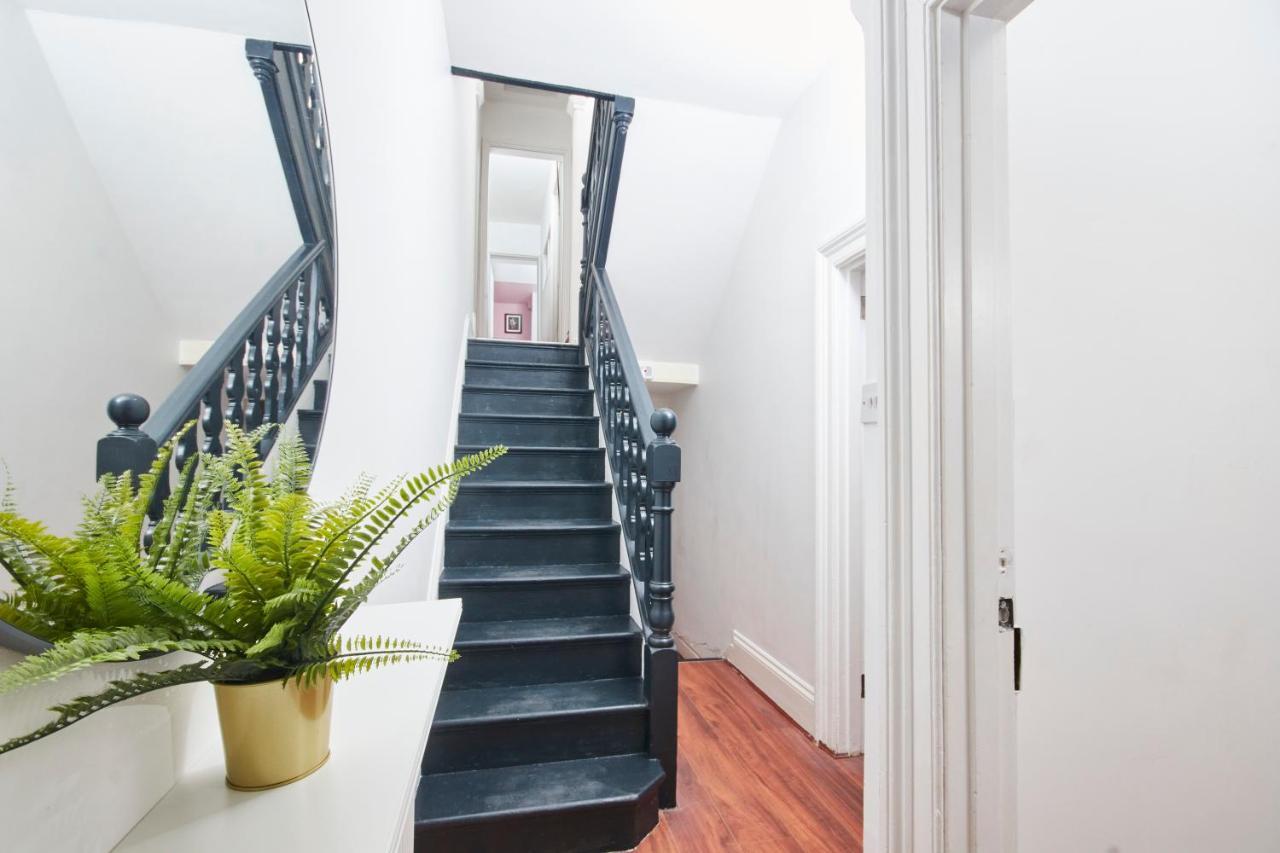 5 Bed House In Leamington Spa Perfect For Contractors With 7 Beds By Purestay - 14 Night Min! ภายนอก รูปภาพ